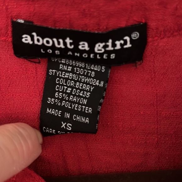 Super cute maroon/ red tunic tank ! - Picture 4 of 10